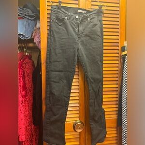 Levi’s black jeans. Good used condition.